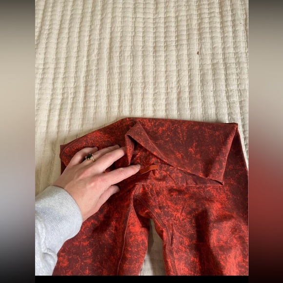 Lululemon wunder train legging - Picture 3 of 3